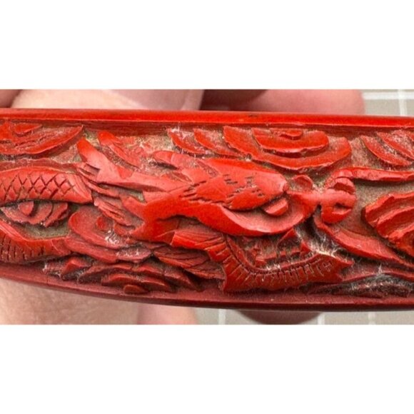 Vintage Hand-Carved Red Cinnabar Dragon Motif Bangle Bracelet - Picture 7 of 9